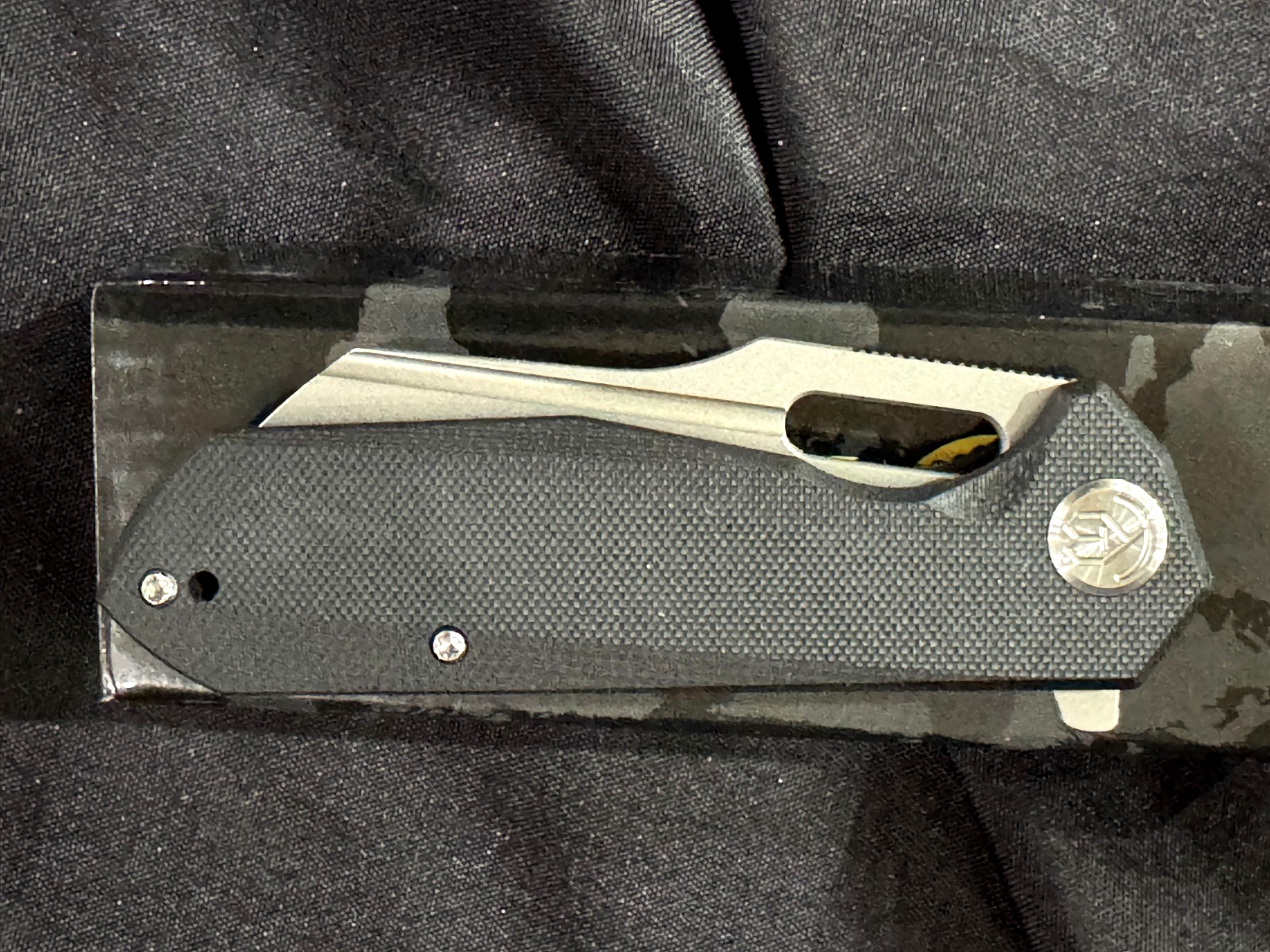 Kubey Atlas Linerlock Folding Knife 3.38″ 14C28N Sandvik Steel Blade G10 Handle
