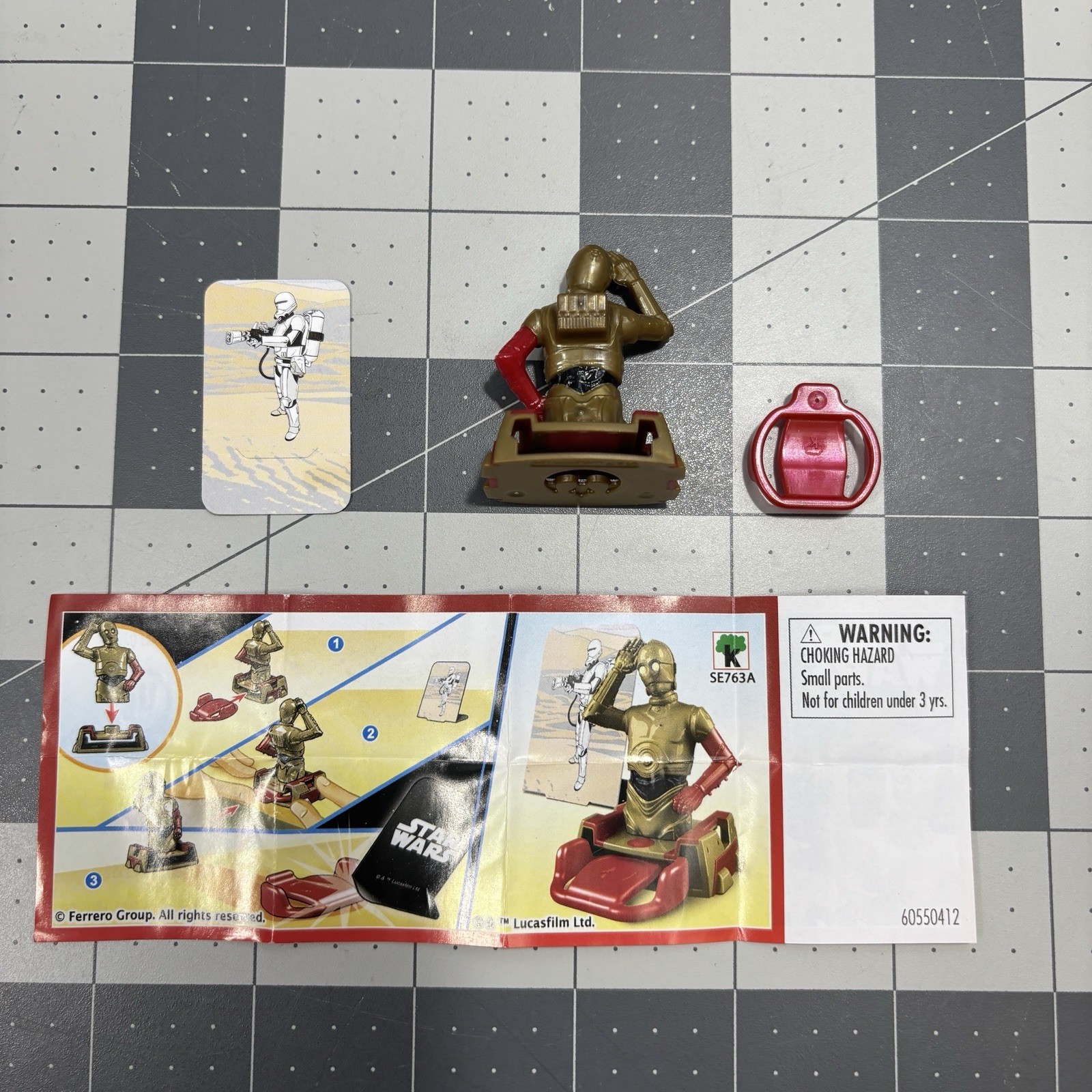 Star Wars Lot Kinder Joy Mystery Egg 5x Figures Complete Kylo Ren Rey Finn C3P0
