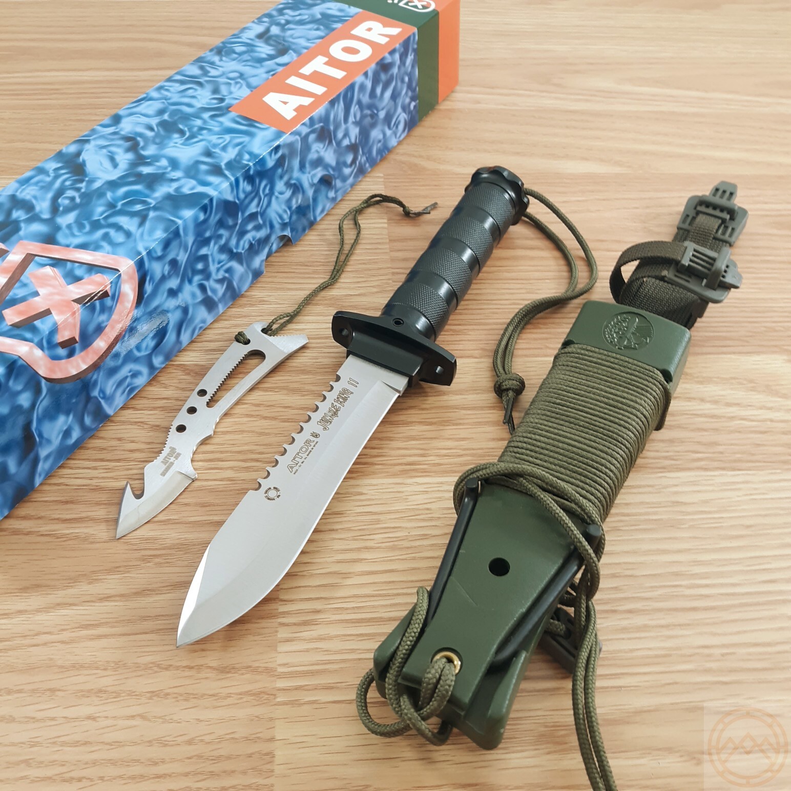 Aitor Jungle King II Fixed Knife 5.37″ Stainless Steel Blade Stainless Handle