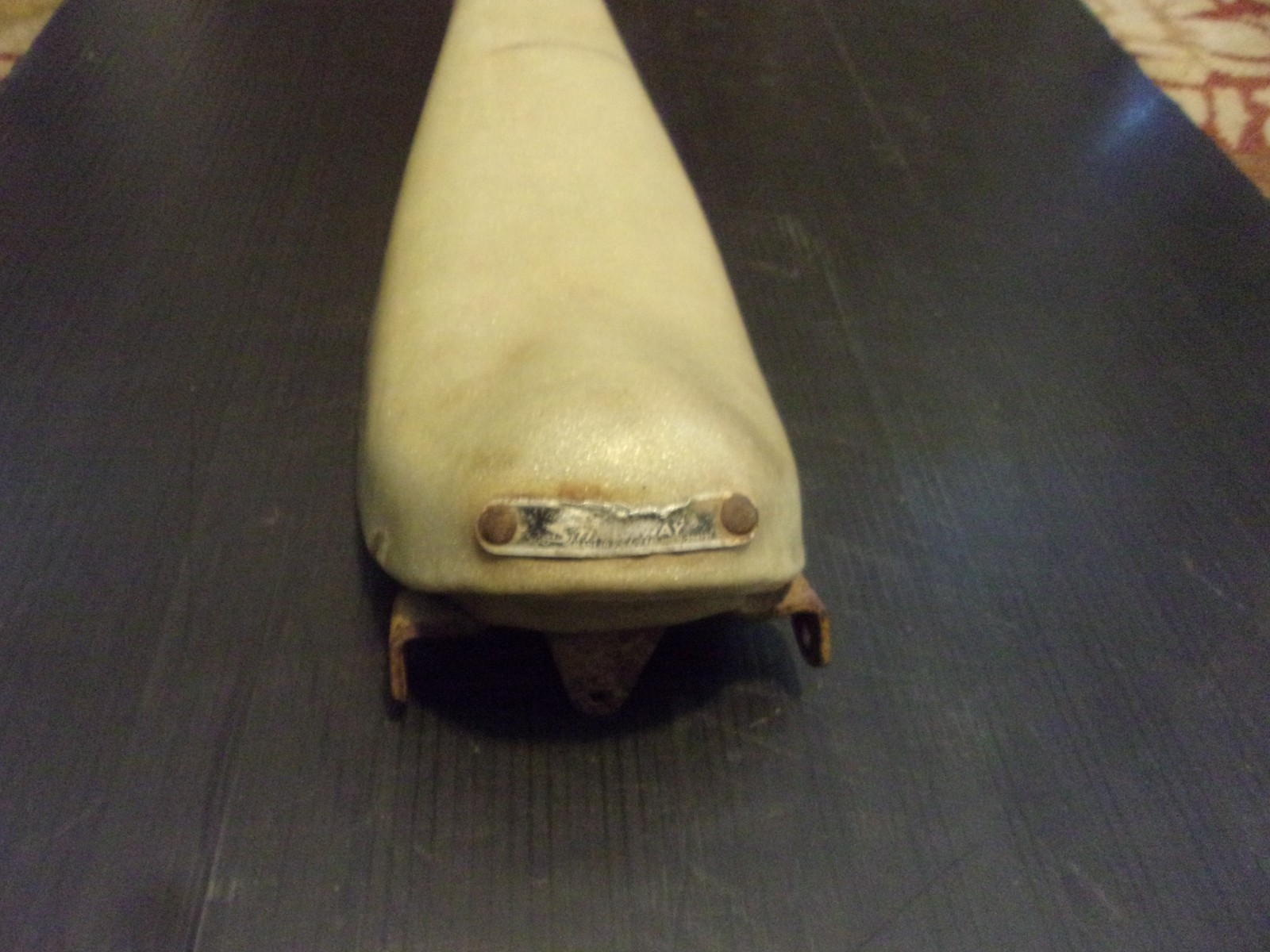 Schwinn Stingray Original Silver Glitter Smoothie 1960’s Seat.