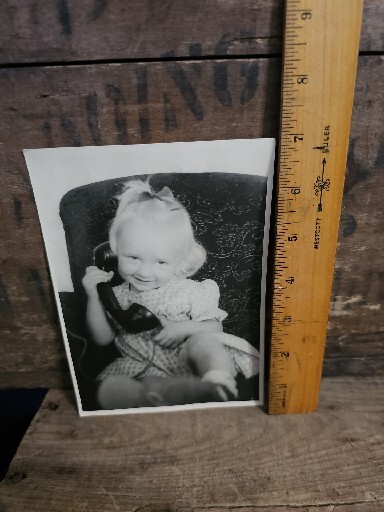 9 x 7 Baby with Phone