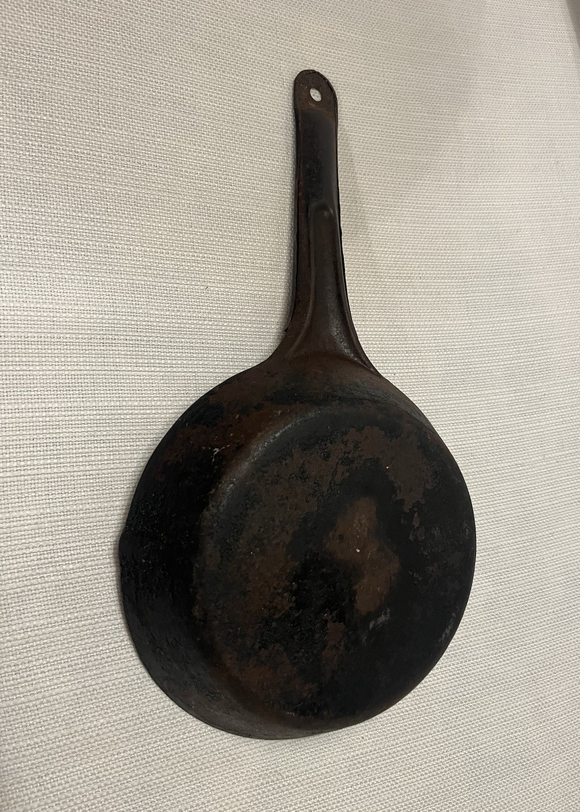 Vintage Mix Lot Of 2 Metal Cold Handle Cowboy Pan Camping Skillets 8.5” & 6”