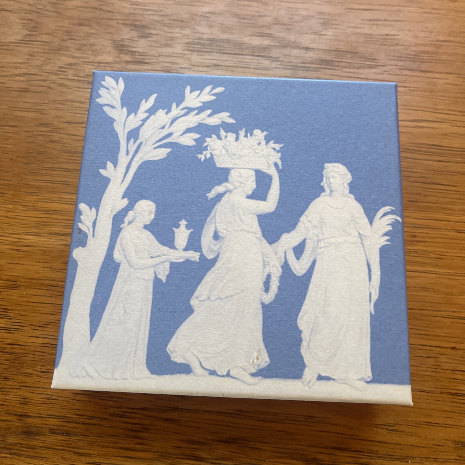 WEDGWOOD JASPERWARE BLUE CHRISTMAS MUSICAL STAR ORNAMENT ORIGINAL BOX ENGLAND