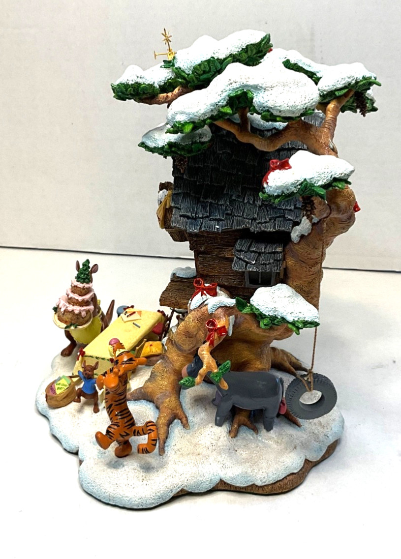 Danbury Mint Tigger’s Christmas House Party Lighted Figurine Unused Cord Tested