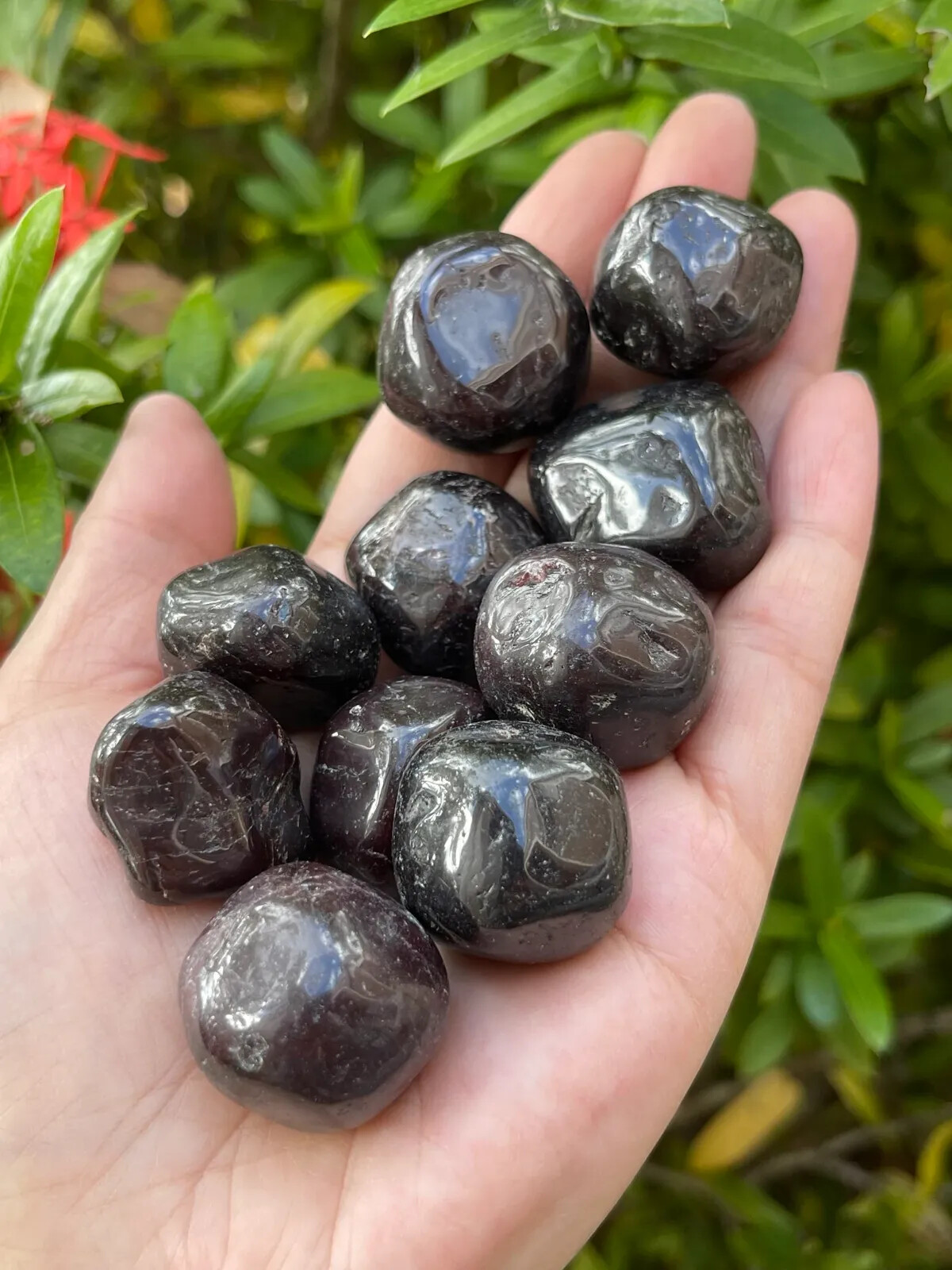 Grade A++ Garnet Tumbled Stone, 0.75″-1.25″ Garnet Polished Stone, Wholesale Lot