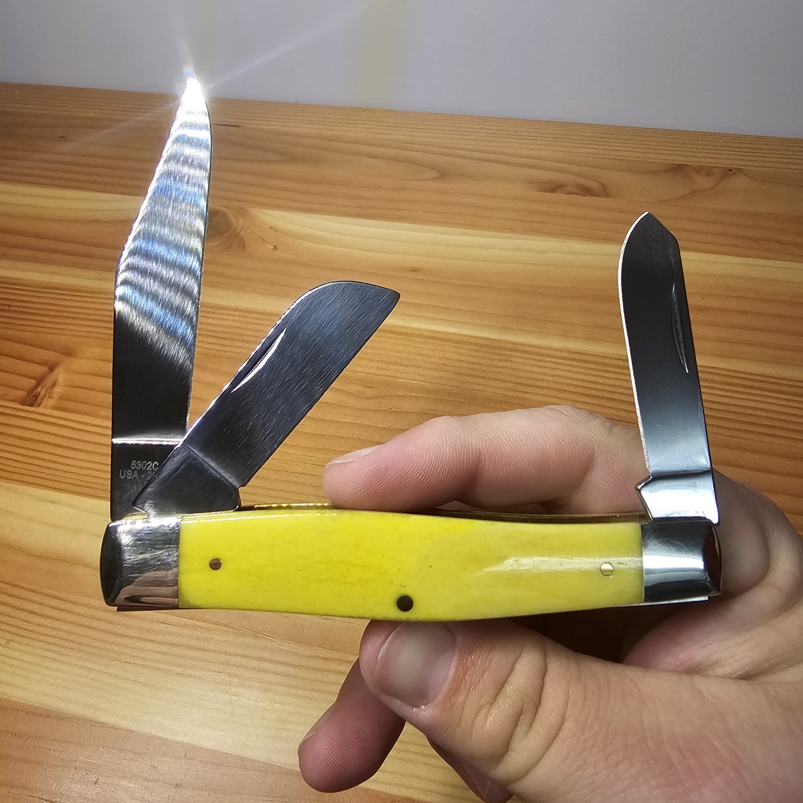 Moore Maker Yellow Bone Smooth Large Stockman 5302C Pocket Knife NIB