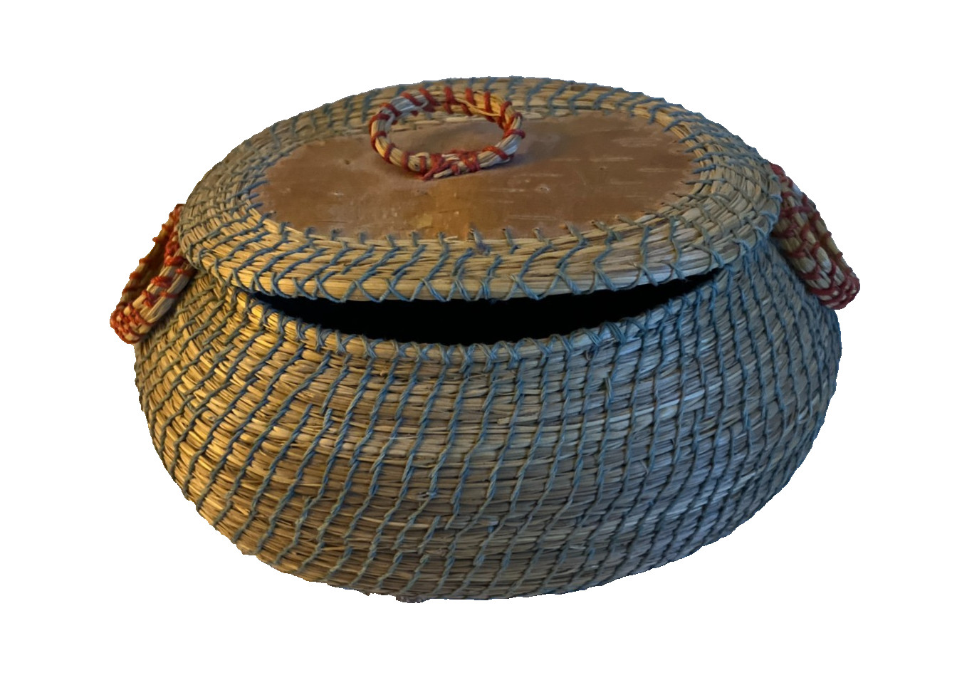 Vintage Native American Easten States Hand-Woven Sweetgrass Lidded Basket 6″