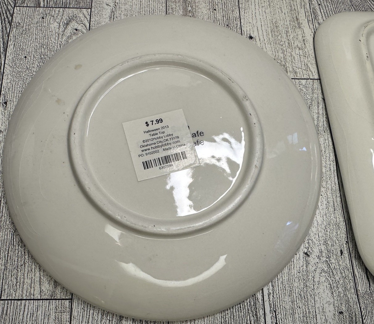 Hobby Lobby Lot of 2 Witch Plates Spooky Plate 8″ & Square Witch Silhouette 8″