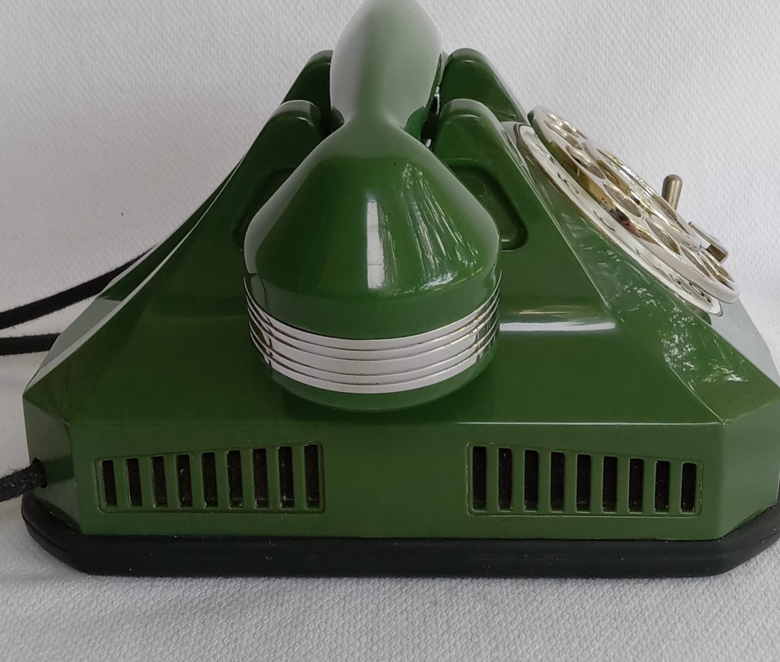 Automatic Electric Monophone AE40Jade green telephone Vintage Art Deco Chrome