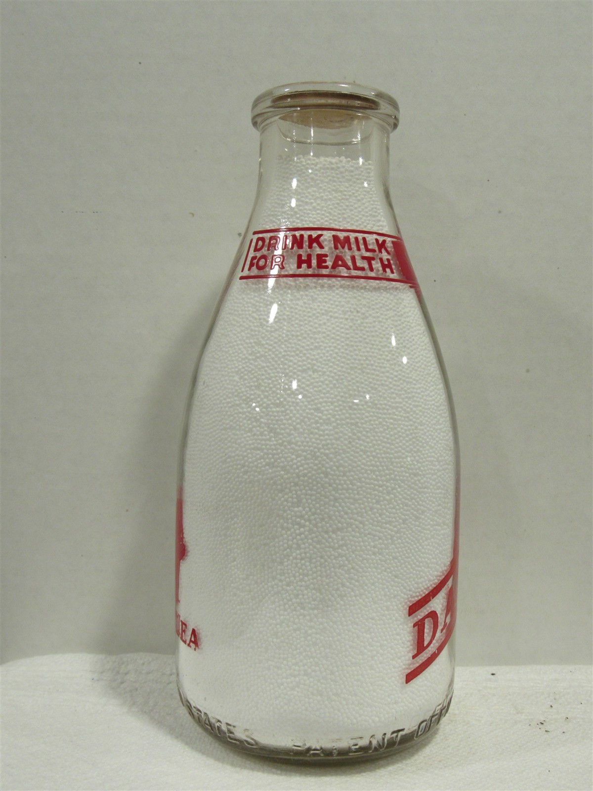 SRPQ Milk Bottle Dairylea Dairy Syracuse NY ONONDAGA COUNTY 1944 WW2 War Slogan