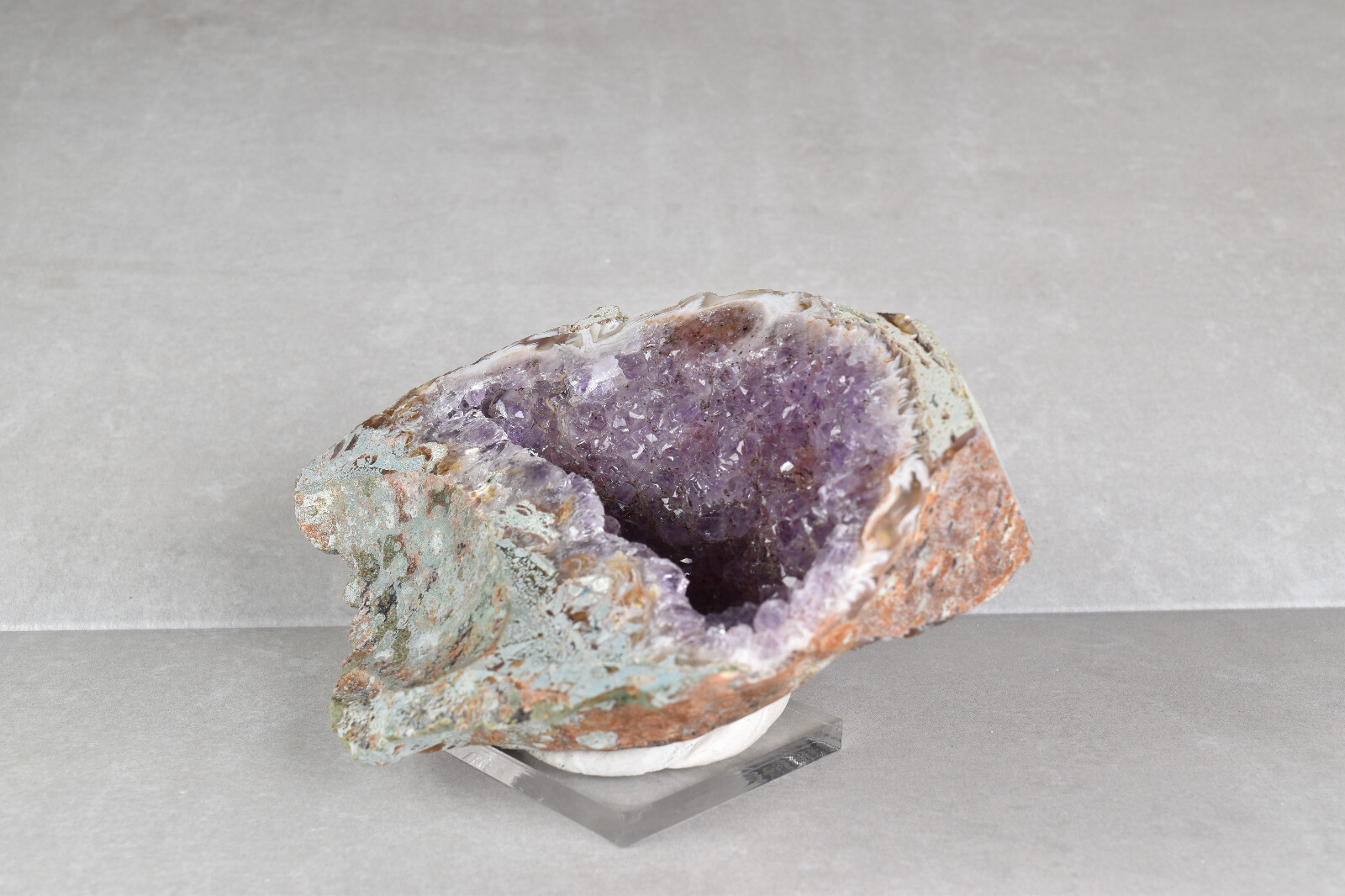 Amethyst Geode Half from Brazil 14.0 cm # 20387