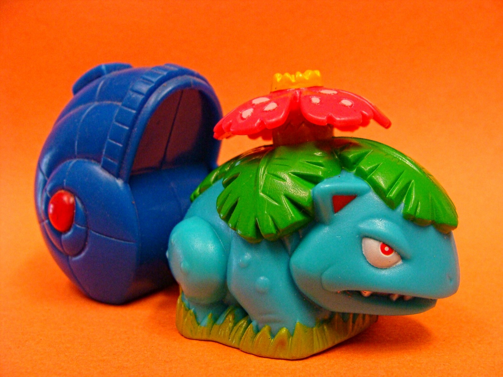 VENUSAUR, LAUNCHER SHOOTER TOY # 76-16