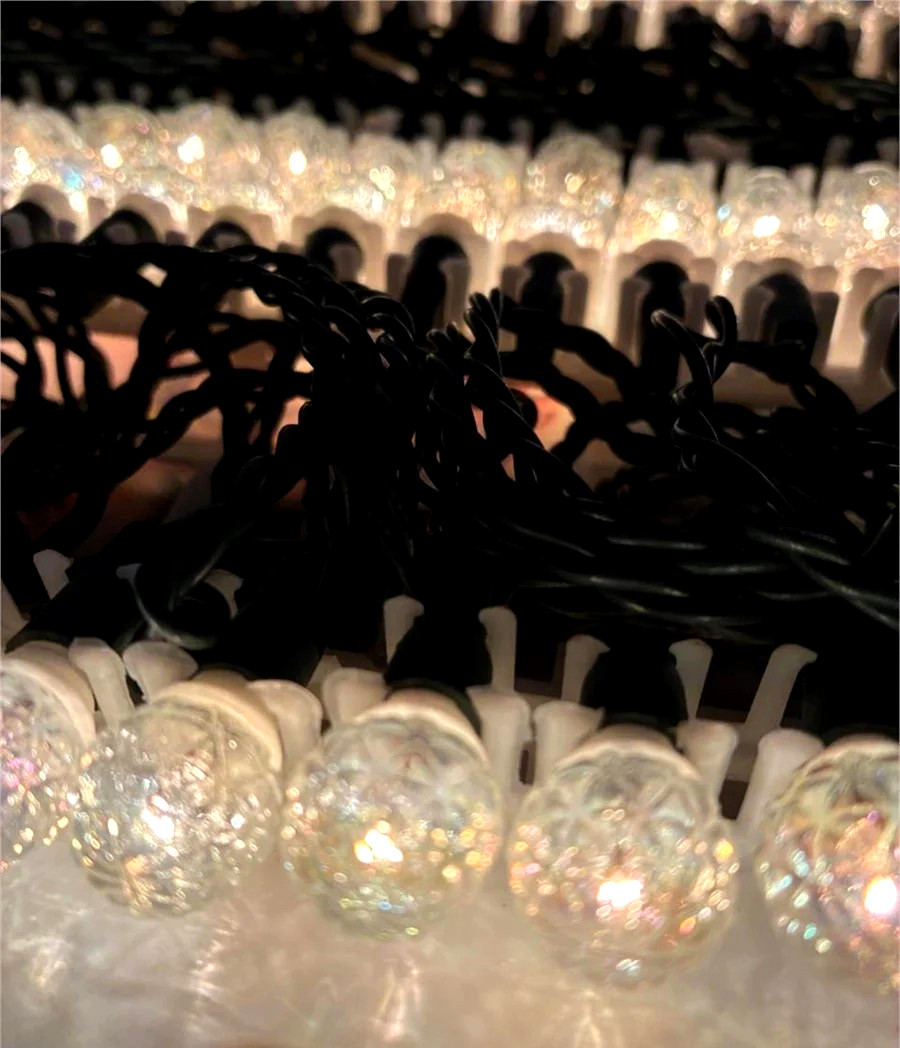 1990s Pearl Light Set 70 Indoor/Outdoor Lights, Continuous Burn, Unused in Box