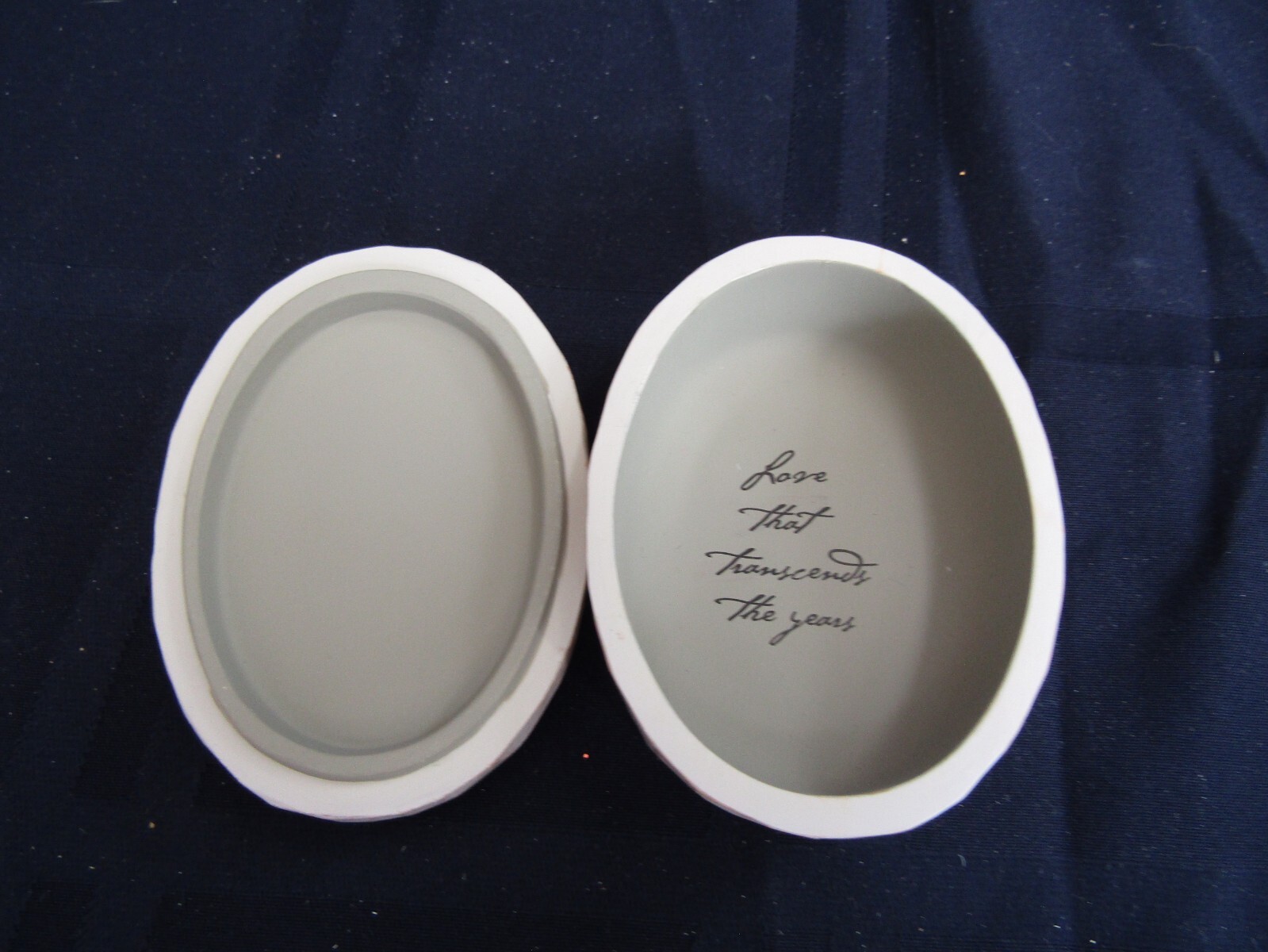 Original Vintage 2005 Willow Tree Susan Lordi Grand Mother Keepsake Box ~ 3 3/8″