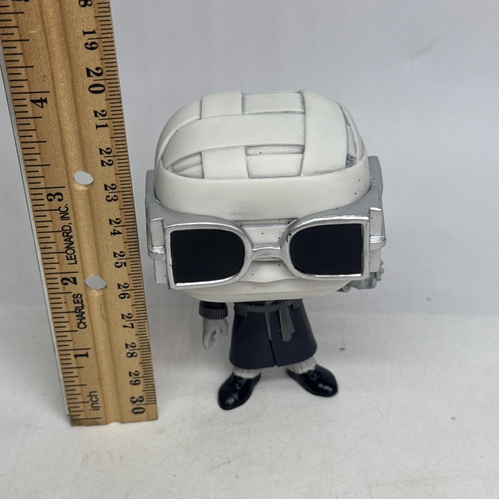 The Invisible Man (black & White) 608 Loose Funko Pop Figure