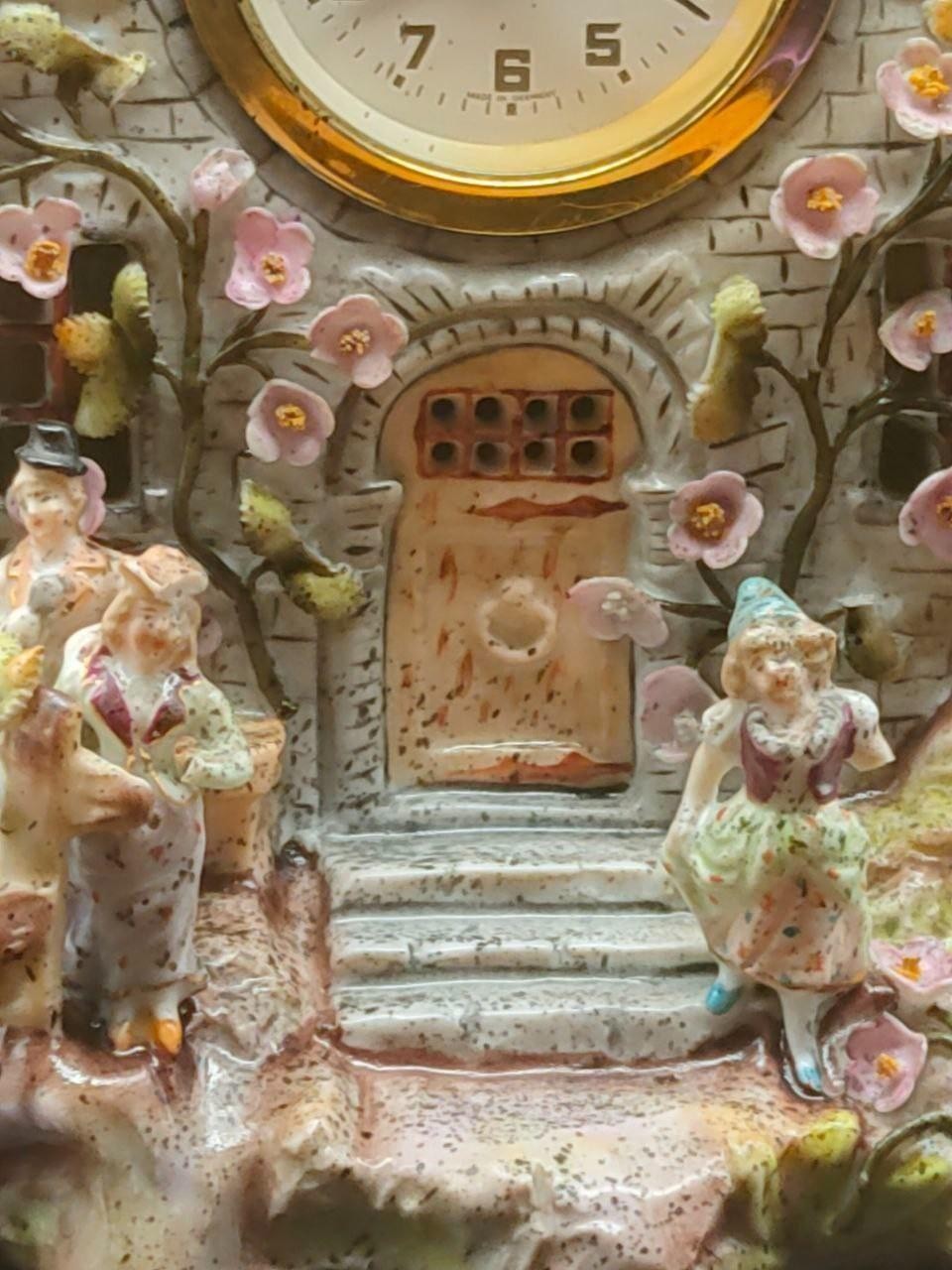 Vintage Thuringia Rudolstadt Porcelain Cottage Clock Mercedes Movement