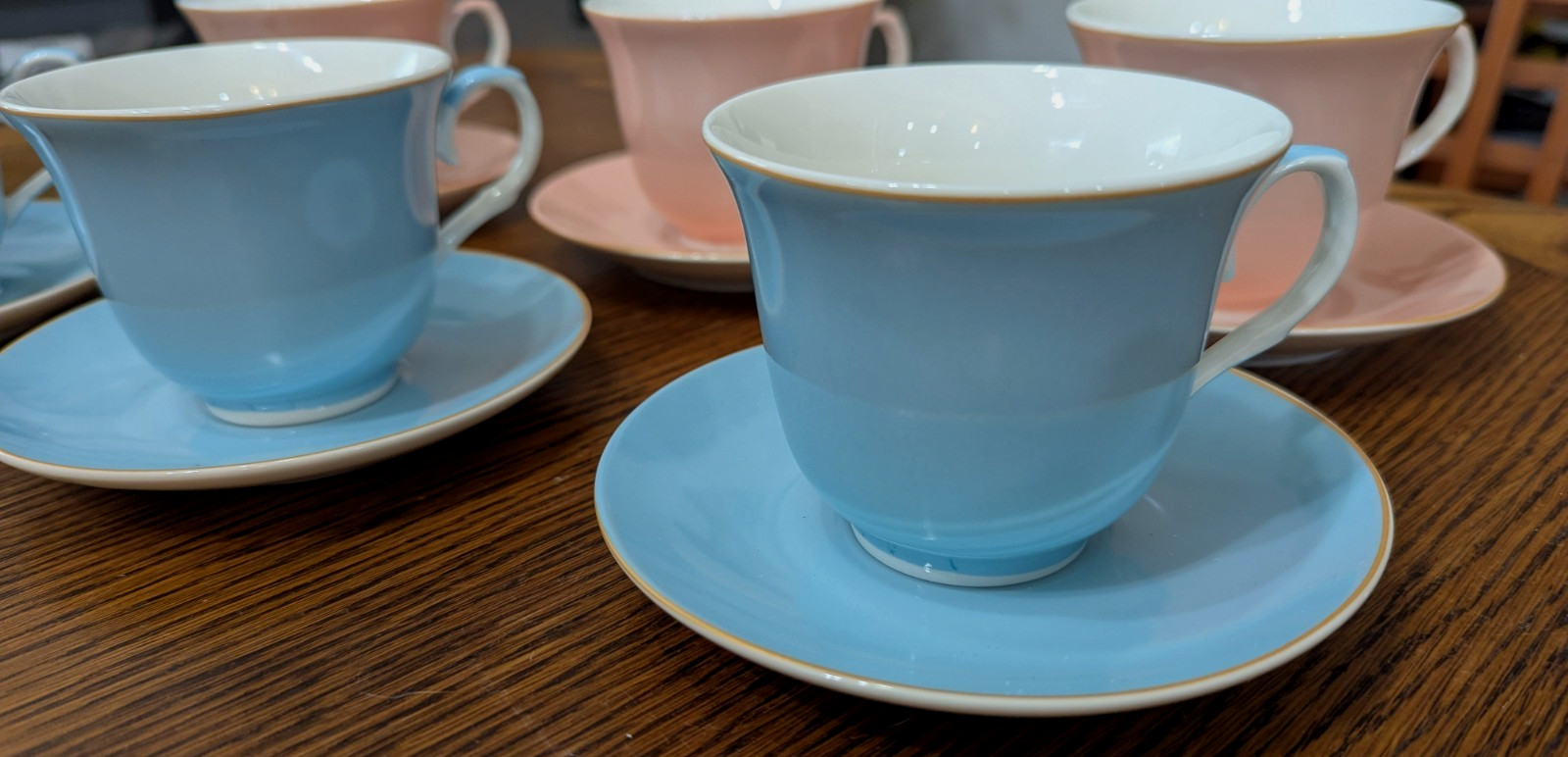 New TEA CUPS/SAUCERS – Pink & Blue – Premium Selection Lot of 6 BEAUTIFULL!!
