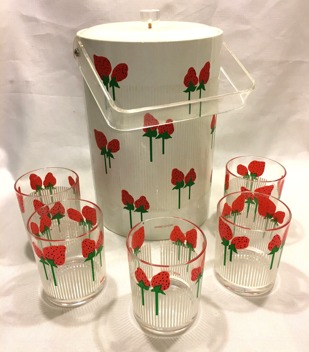 VTG Ice Bucket MCM Strawberry Lucite Plastic Vinyl Mid Century & 6 Matching Cups