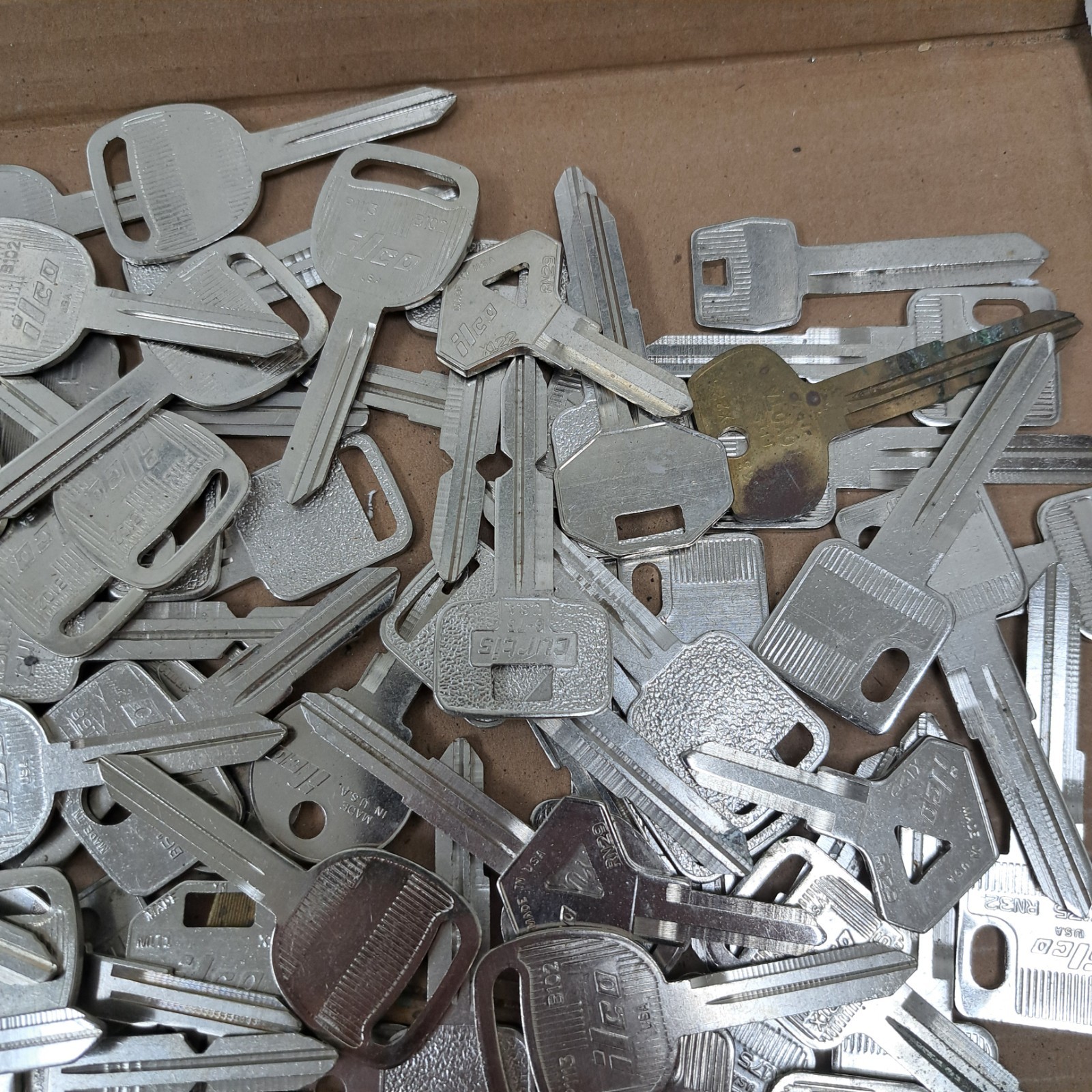 Lot of 50 + Misc CAR Key BLANKS From Locksmith Estate Various Ilco