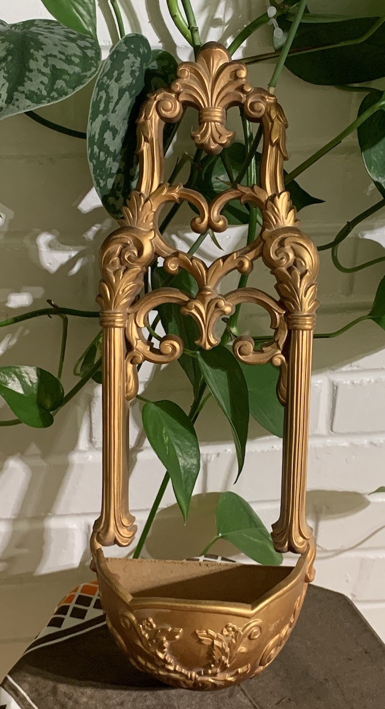 VTG Home Interiors GOLD Ornate Floral Plastic Wall Pocket Planter #5078, 18”L