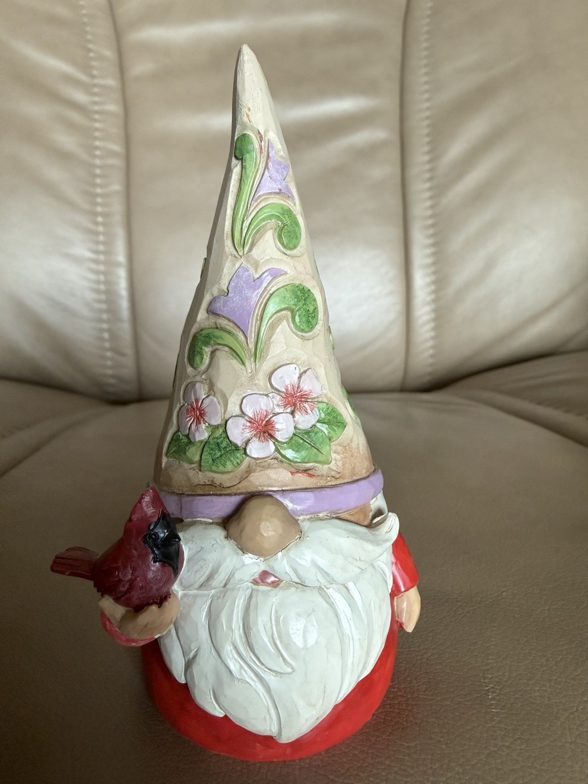 Jim Shore Heartwood Creek “Redbirds Beauty” Gnome, 4.72” EUC