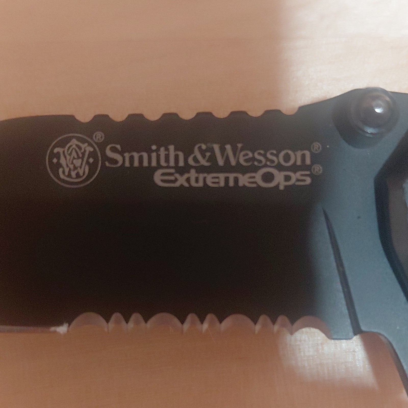 Smith & Wesson SWA24S Extreme Ops Pocketknife Aluminum Handle Stainless Black