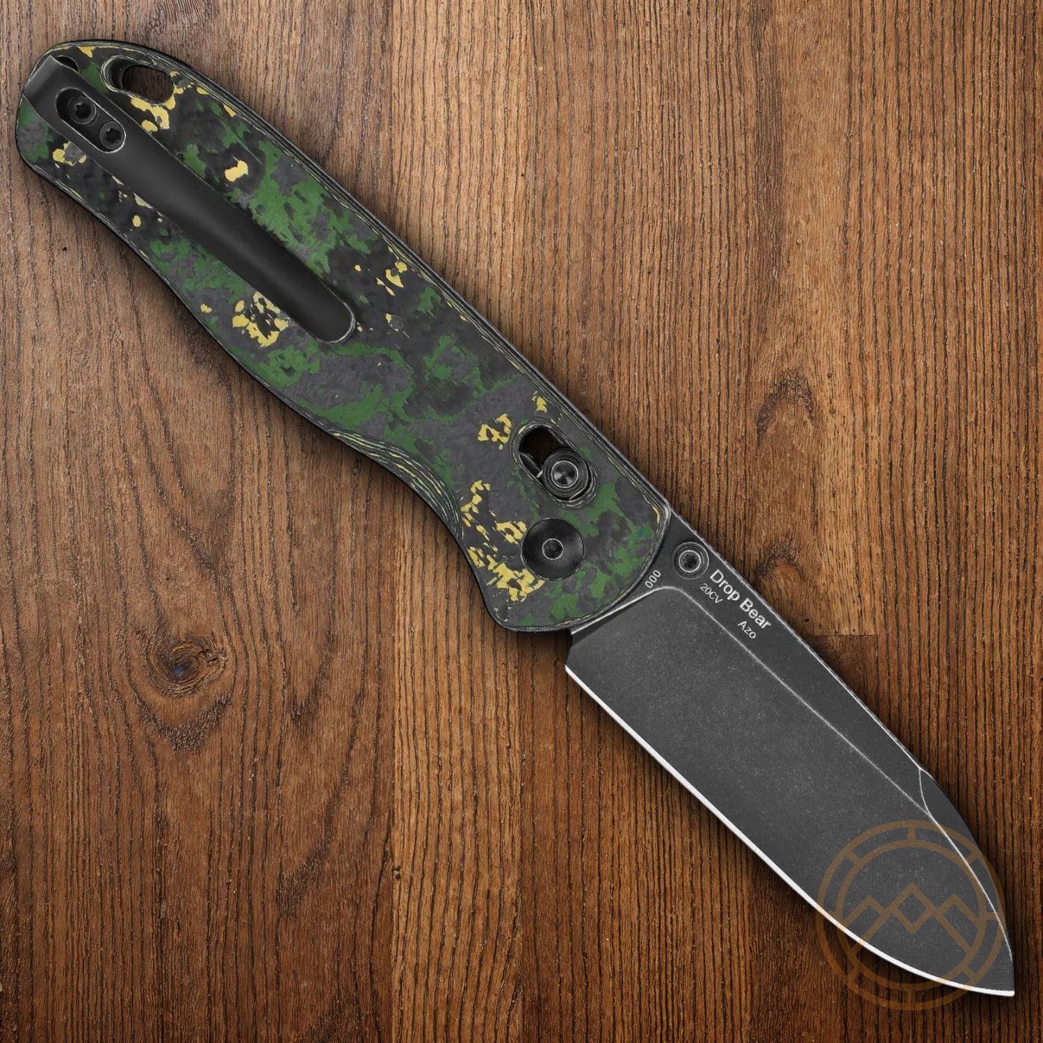Kizer Cutlery Drop Bear Folding Knife 3″ S45VN Steel Blade Carbon Fiber Handle