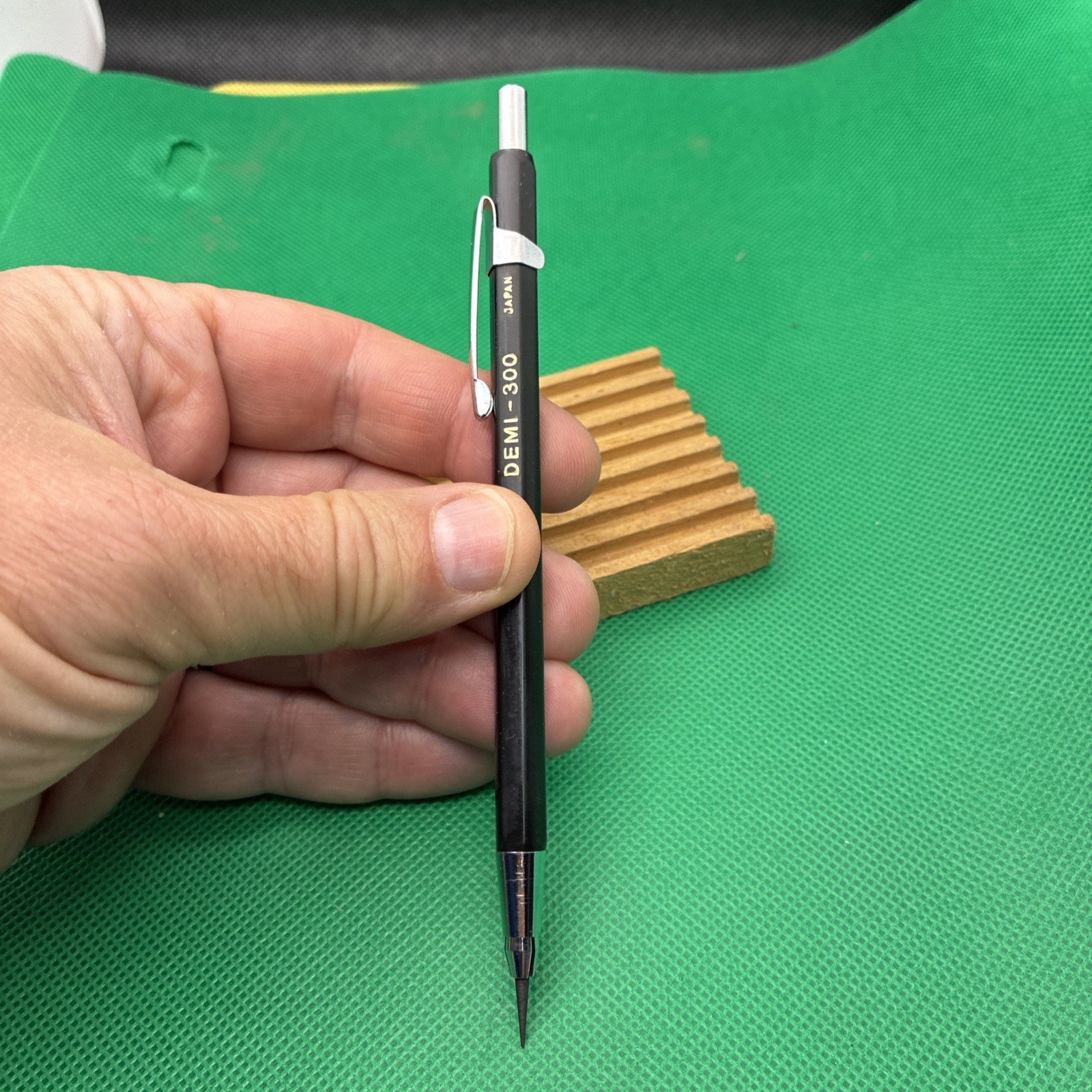 DEMI 300 2.0mm Mechanical Pencil Japan Mitsubishi