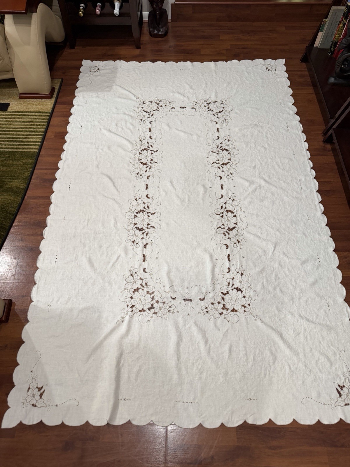 Vtg Linen Tablecloth Rectangular 94”x60”Off White Cutout Embroidery Scallop Edge