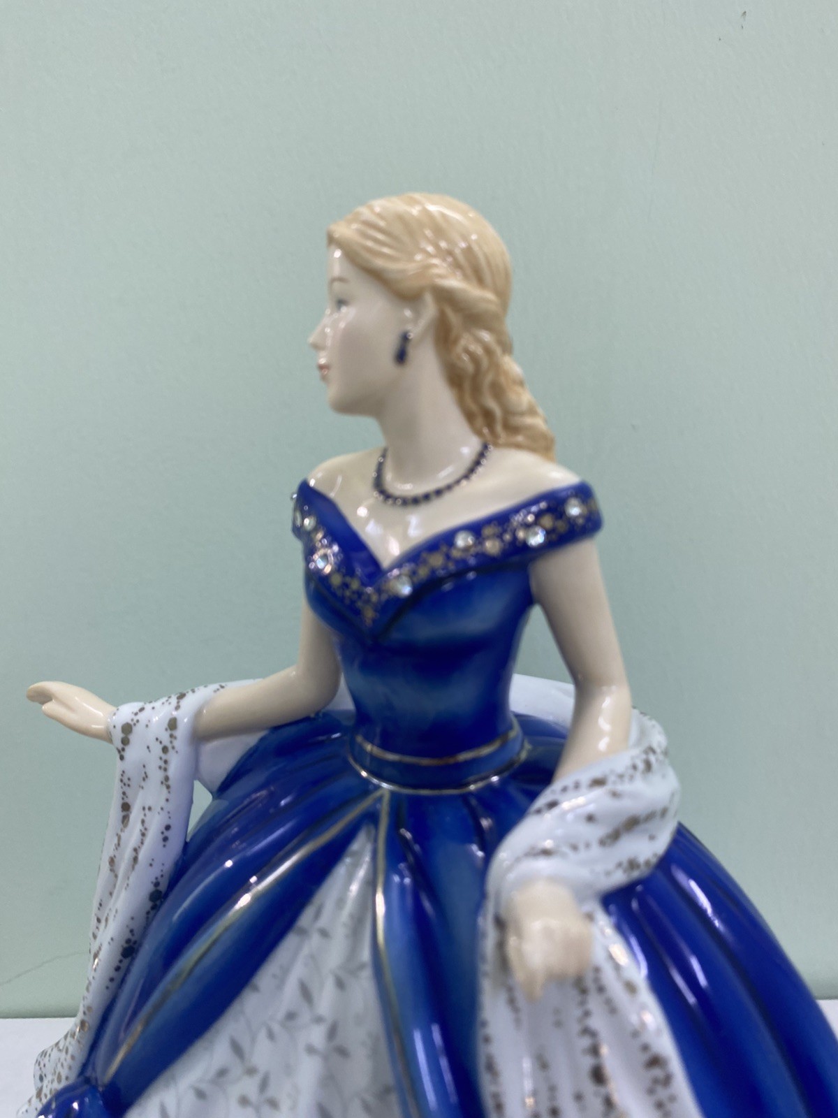 Royal Doulton Crystal Ball collection-Midnight Sonata