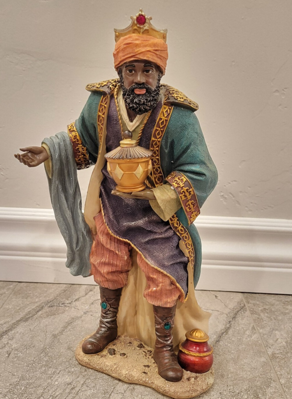 wise Man king 14″ Replacement Piece Kirkland Signature 2011 Nativity Set #915661