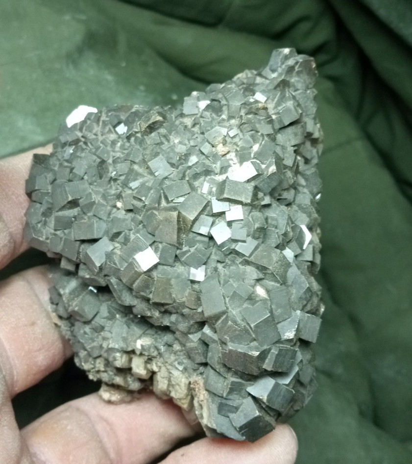 3 inch 13 oz VANADINITE Crystal cluster MIBLADEN MOROCCO