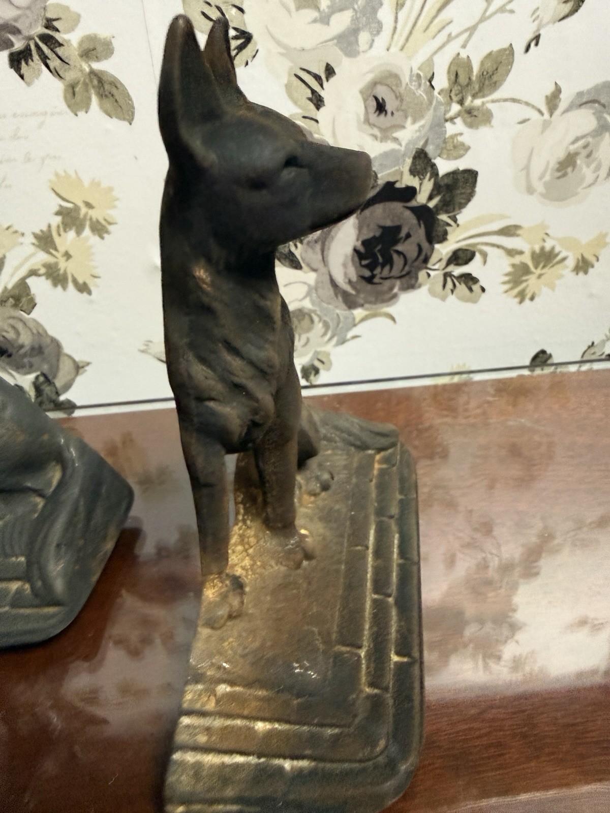 Vintage German Shepherd Book Ends Caste Heavy Metal Coppery Bronze Finish 5.75”