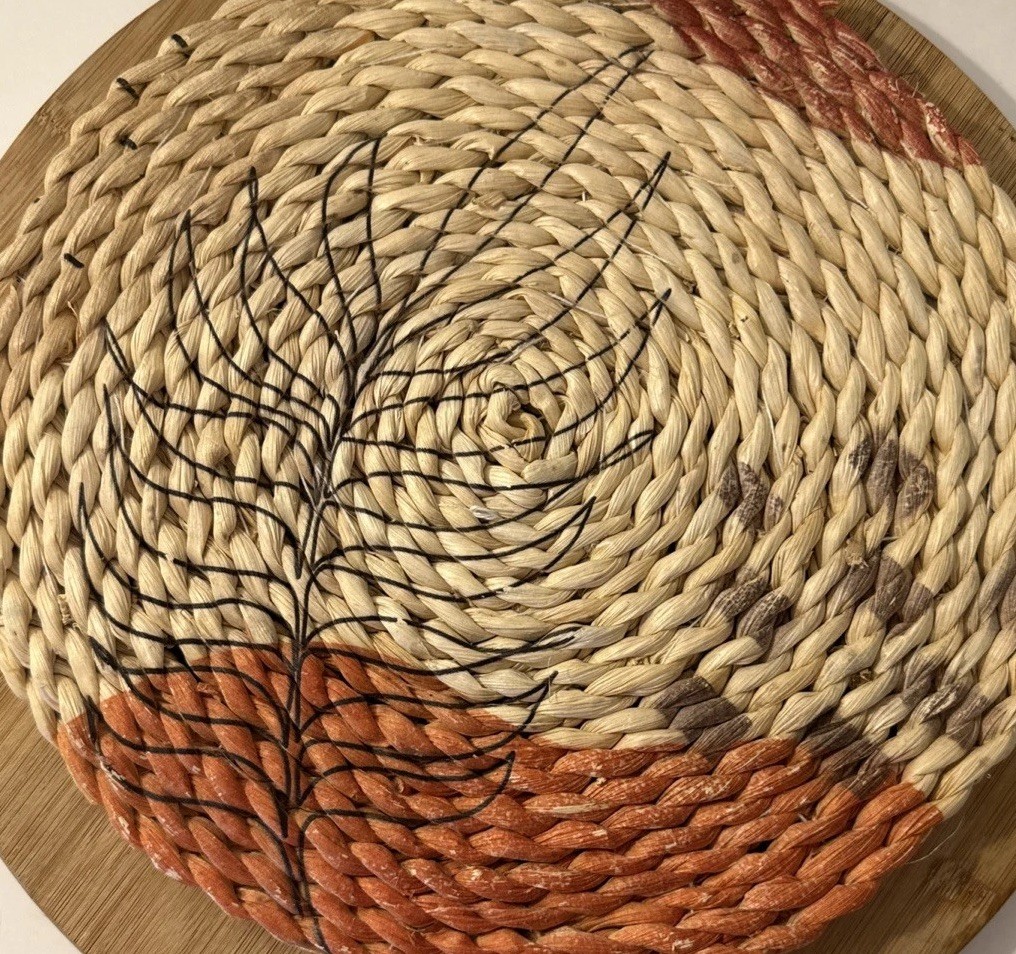Hobby Lobby Inspire Woven Seagrass Trivet/Wall Decor Round Boho Table Hot Pad