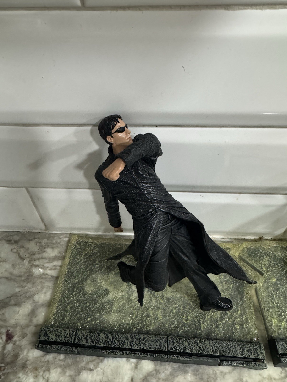 Vintage 2004 The Matrix set Neo & Agent Smith original stands *SeeDescription