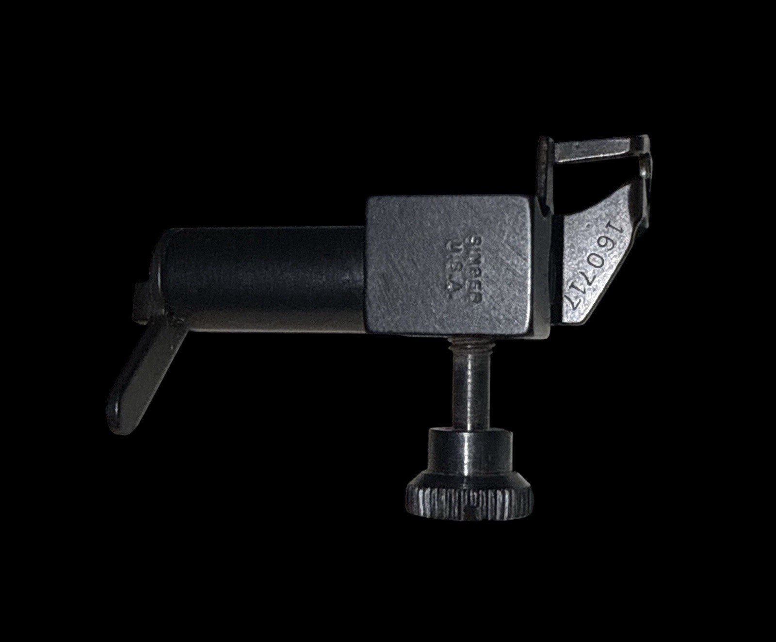 COMPLETE SINGER DARNING EMBROIDERY ATTACHMENT 160719 FITS FEATHERWEIGHT 221 & 15