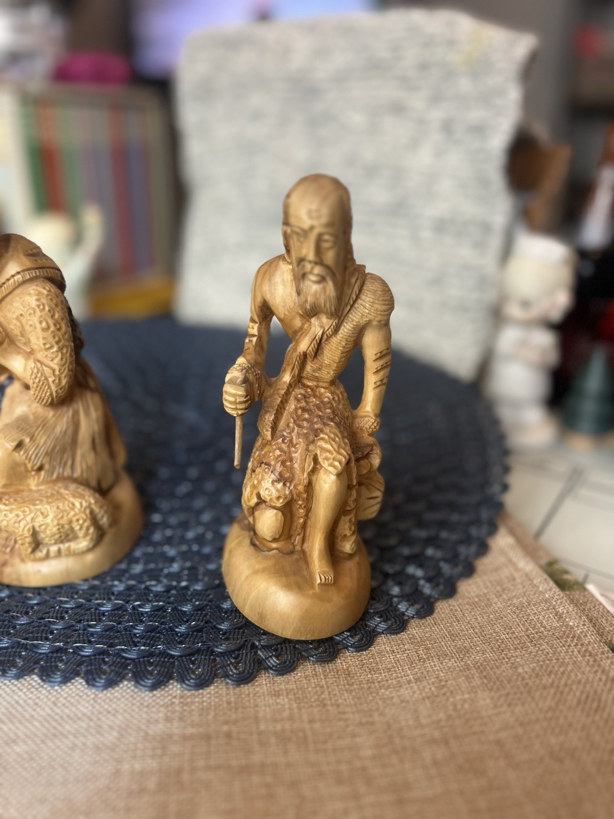 VINTAGE OLIVE WOOD NATIVITY SET 16 pcs HAND CARVED in BETHLEHEM THE HOLY LAND