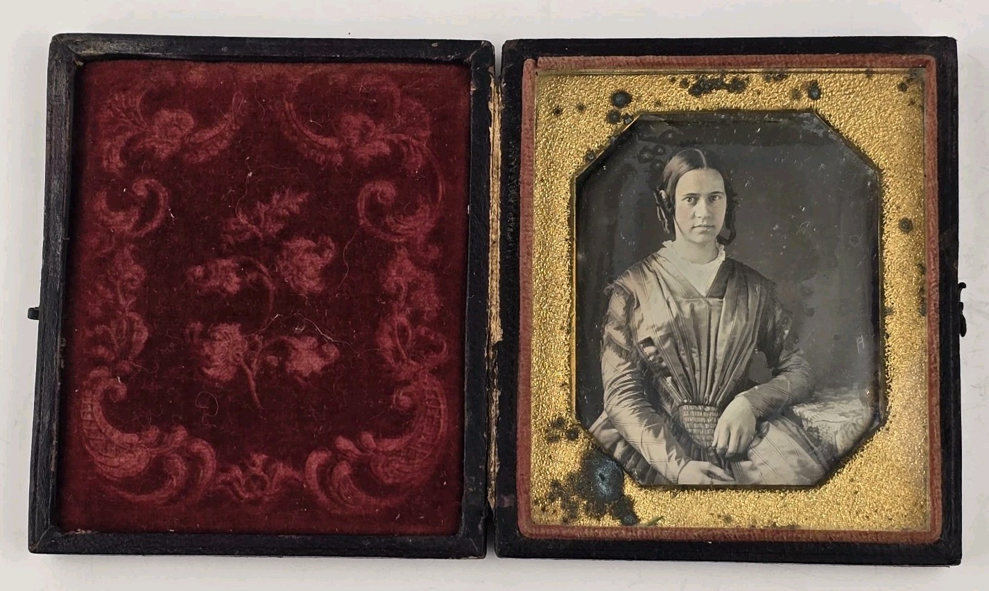 Antique Full Case Daguerreotype Photo Young Beautiful Victorian Woman Girl Dress