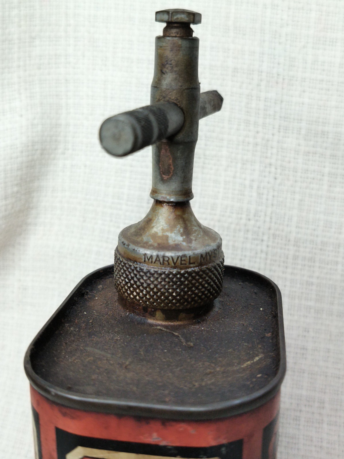 Rare Vintage 1920’s Marvel Mystery Oil Rifle Service Can 1 Pint With Pump Petro
