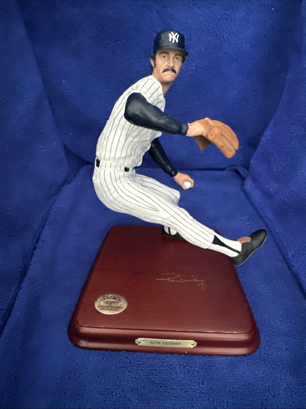 danbury mint limited edition figurine baseball Ron Guidry New York Yankees