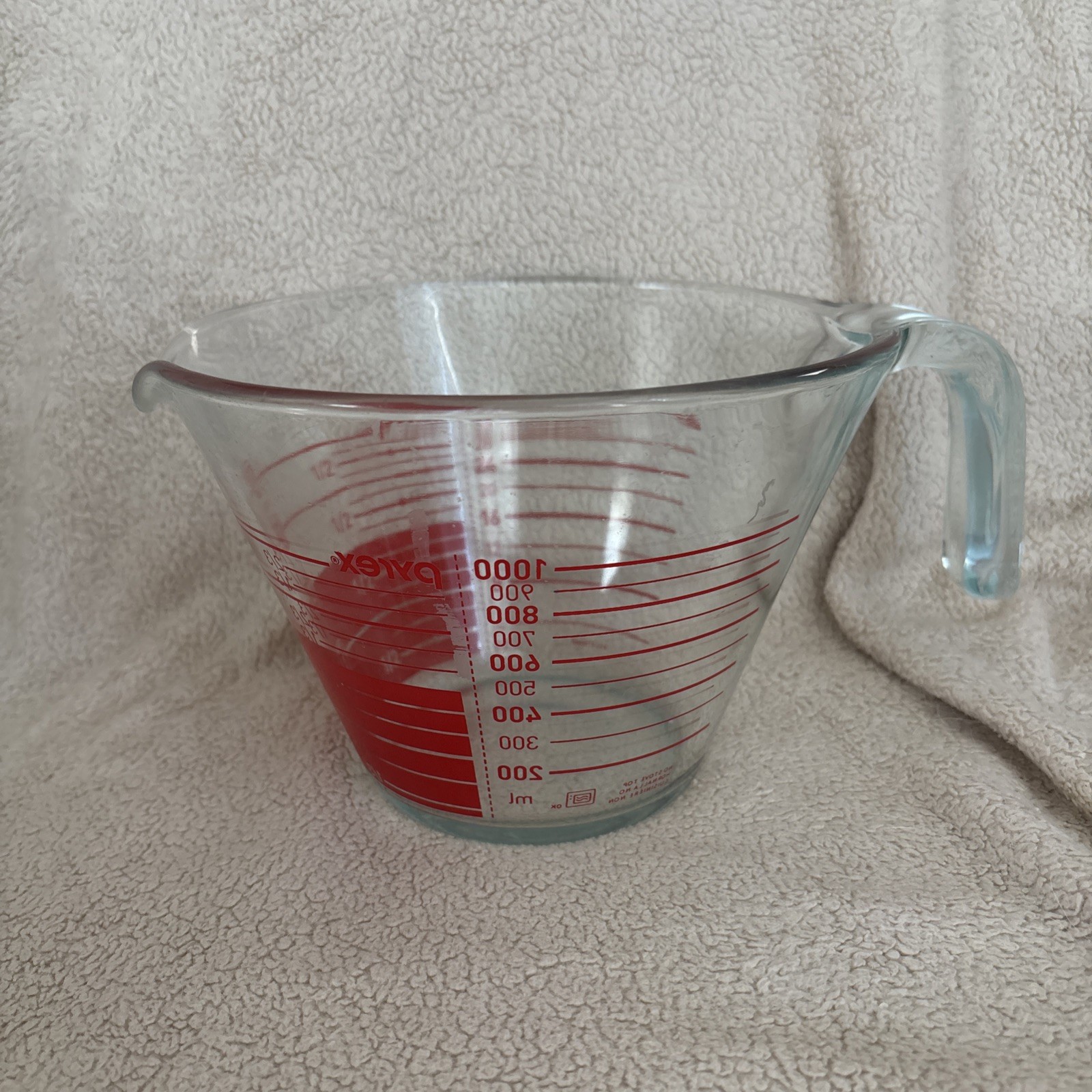 Pyrex 4 Cup Measuring Cup Red Reverse Read Inside Vintage Made In USA 1000mL