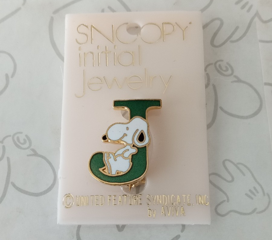Snoopy Initial Pin Jewelry Letter J Green Peanuts Aviva Brooch Vintage