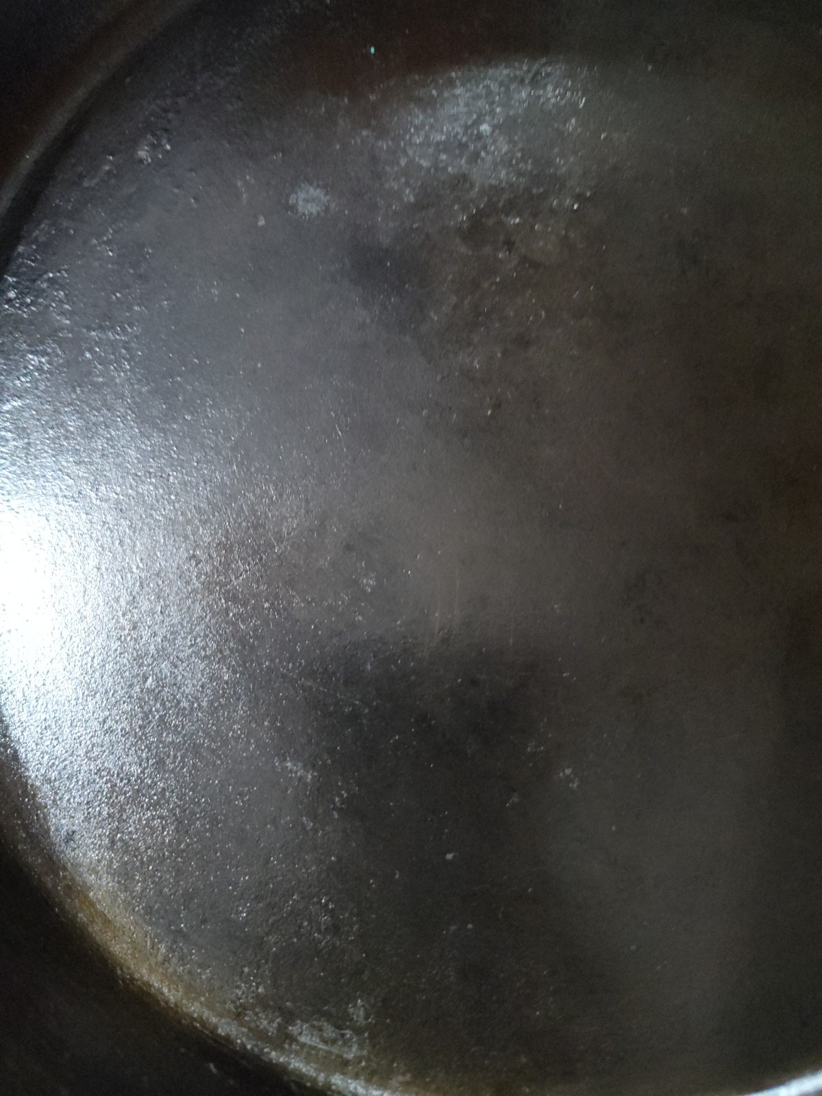 Vintage 1955-1965 Three Notch Lodge No. 8 Z Cast Iron Skillet Cleaned Reseasoned