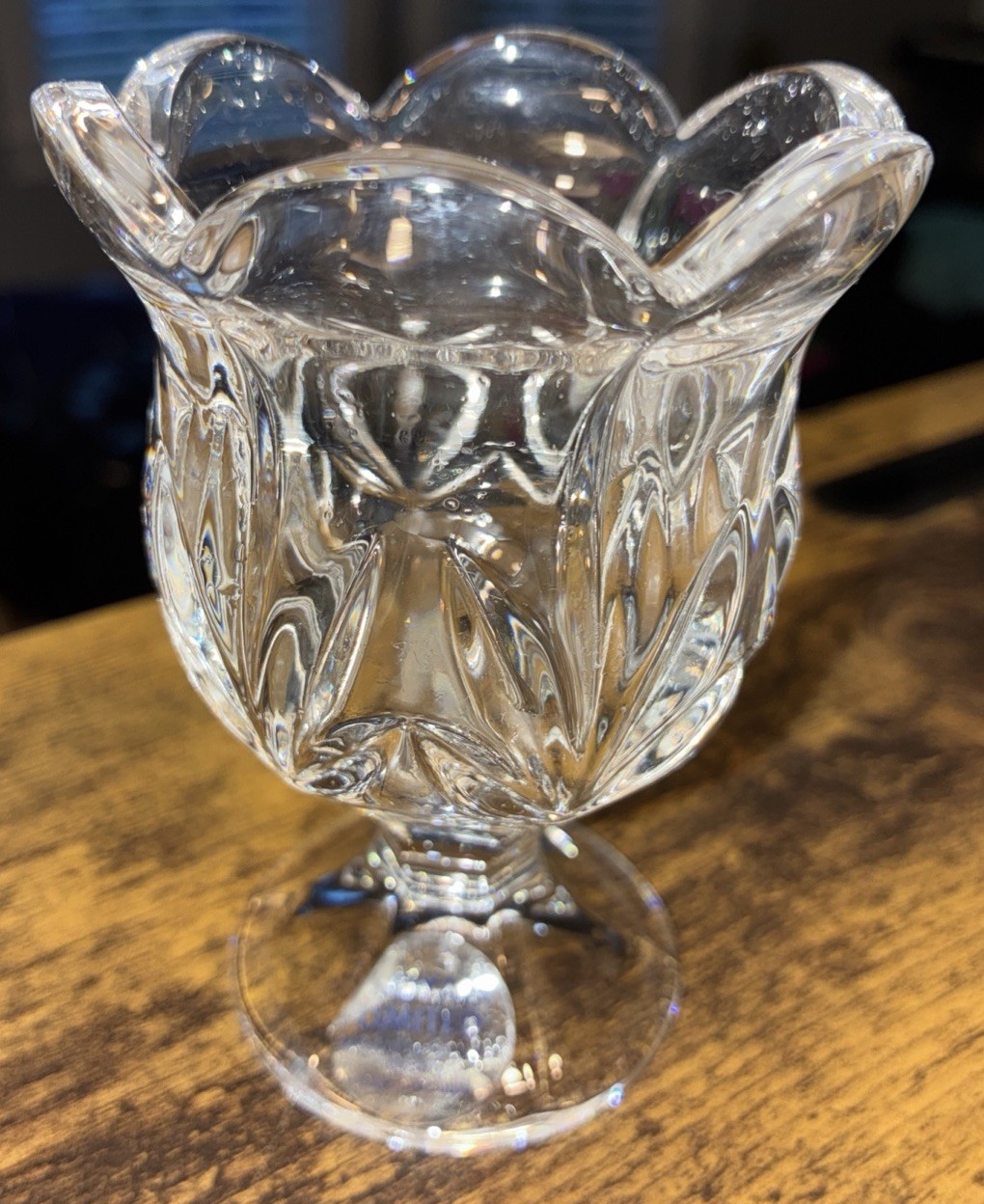 ROYAL LIMITED 4″ T CANDLEHOLDER 24% LEAD CRYSTAL STEM CZECH REPUBLIC SCALLOP TOP