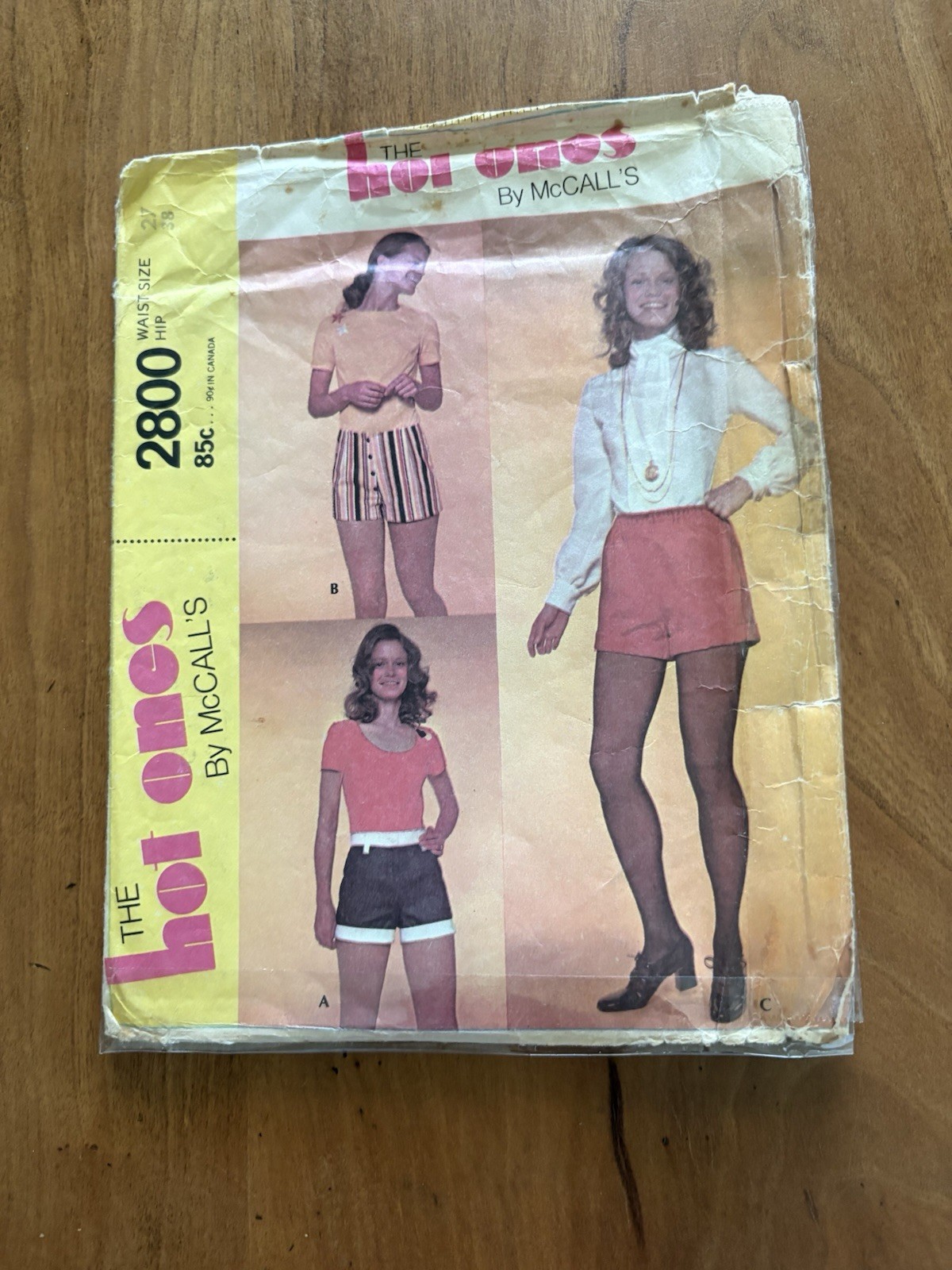 McCall’s “The Hot Ones” 2800 Size Waist 26 Hip 38