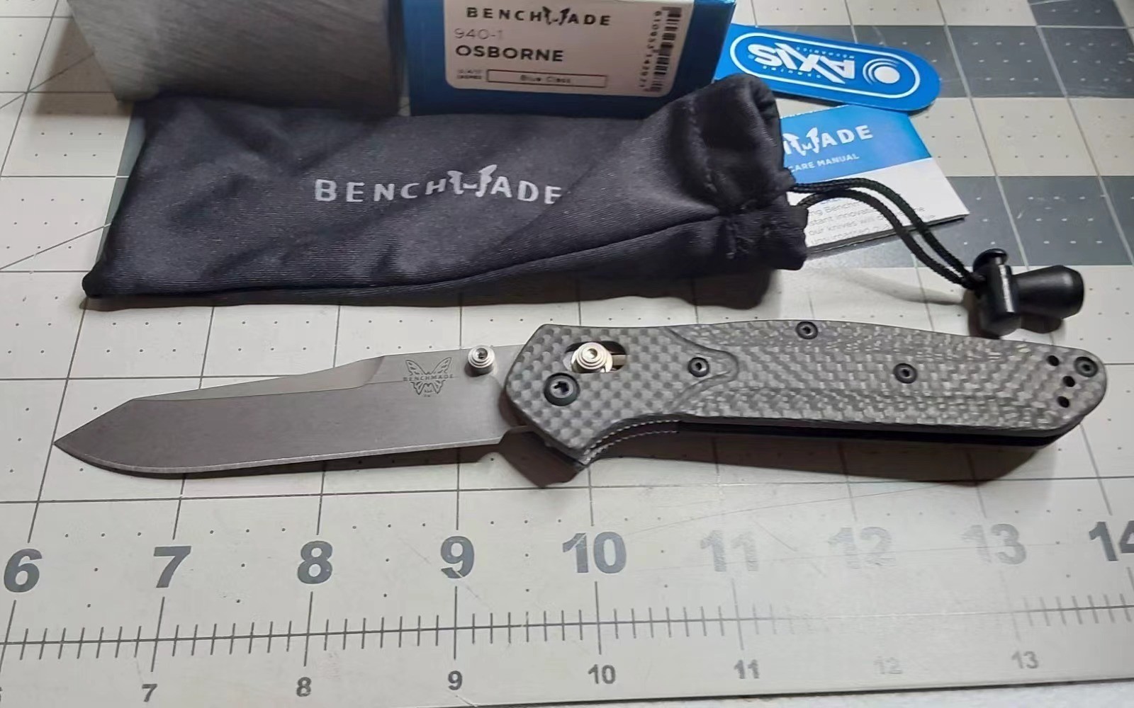Benchmade 940-1 Osborne CPM-S90V Carbon Fiber AXIS Lock Reverse Tanto EDC Knife