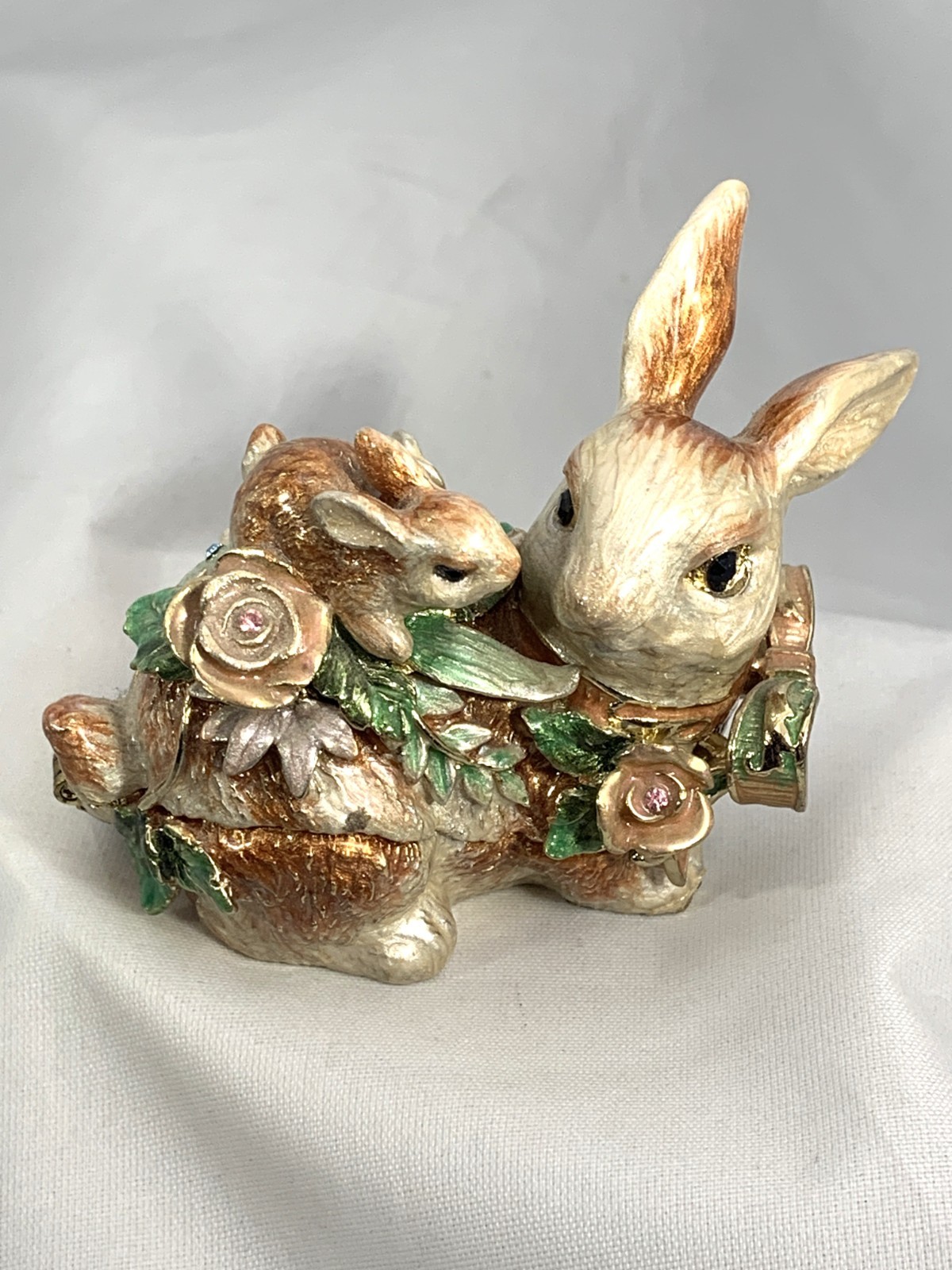 Bunny Rabbits Colorful Enamel Trinket Box Heavy 8 ounces 3 1/2″ Tall