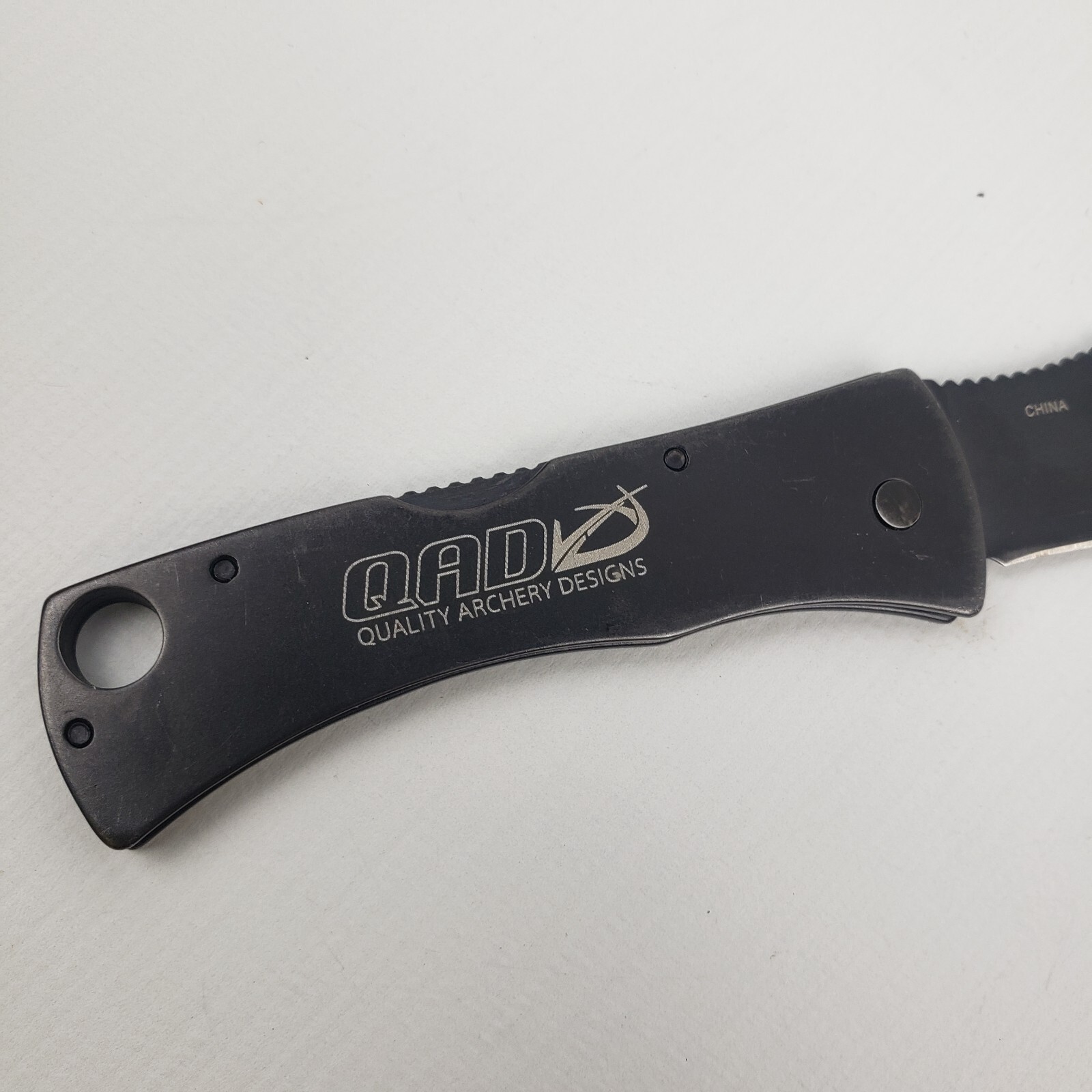 SOG Micron II QAD Pocket Folding Knife Lockback Plain Edge Blade Archery Knife
