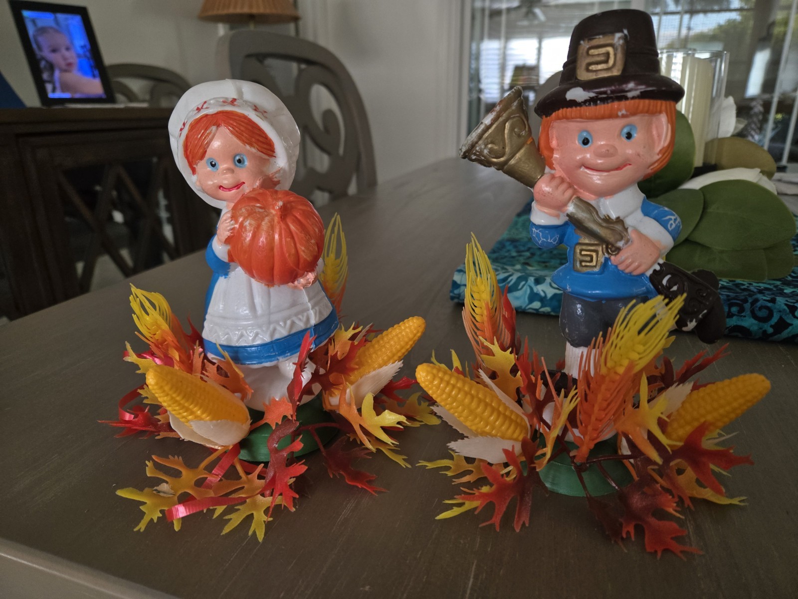 THANKSGIVING Florabelle Plastic 7.5″ Pilgrim Boy & Girl table Decorations OLD