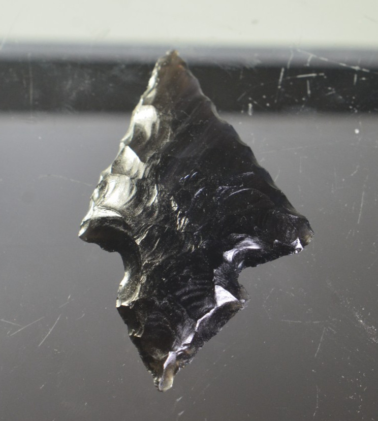 Authentic Modern Reproduction of Pre 1600 Pacific Northwest Obsidian Arrowhead